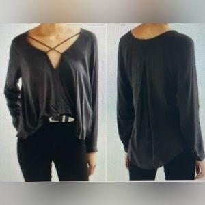 UO Silence + Noise Black Mayfair Textured Surplice Cross Front Long Sleeve M